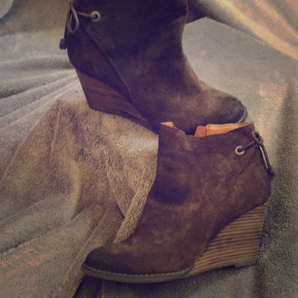 Lucky brand Suede Booties